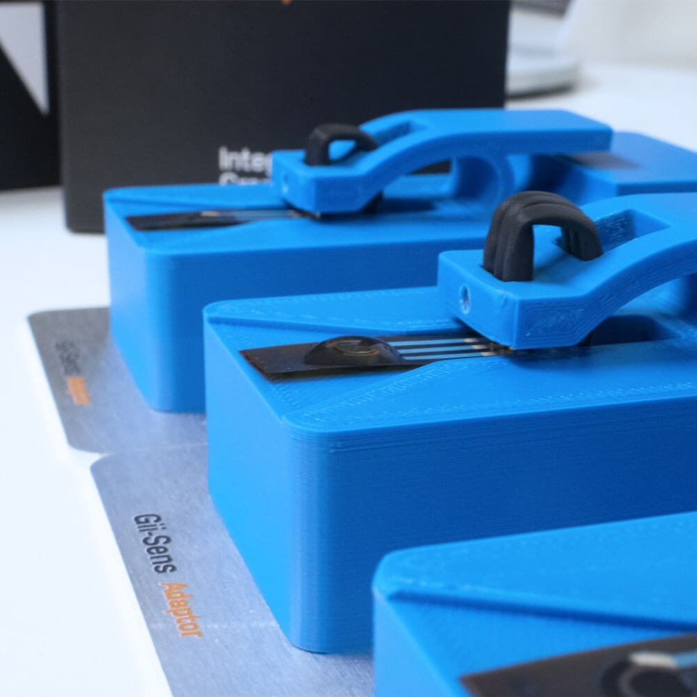 Integrated Graphene SPE Adapter